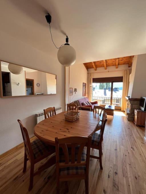Apartamento Margalida En Cerler, Pirineo Huesca Luaran gambar